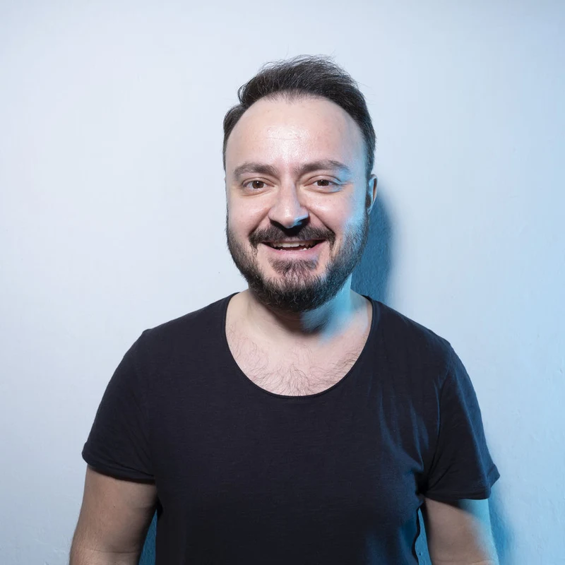 Tuna Velibaşoğlu